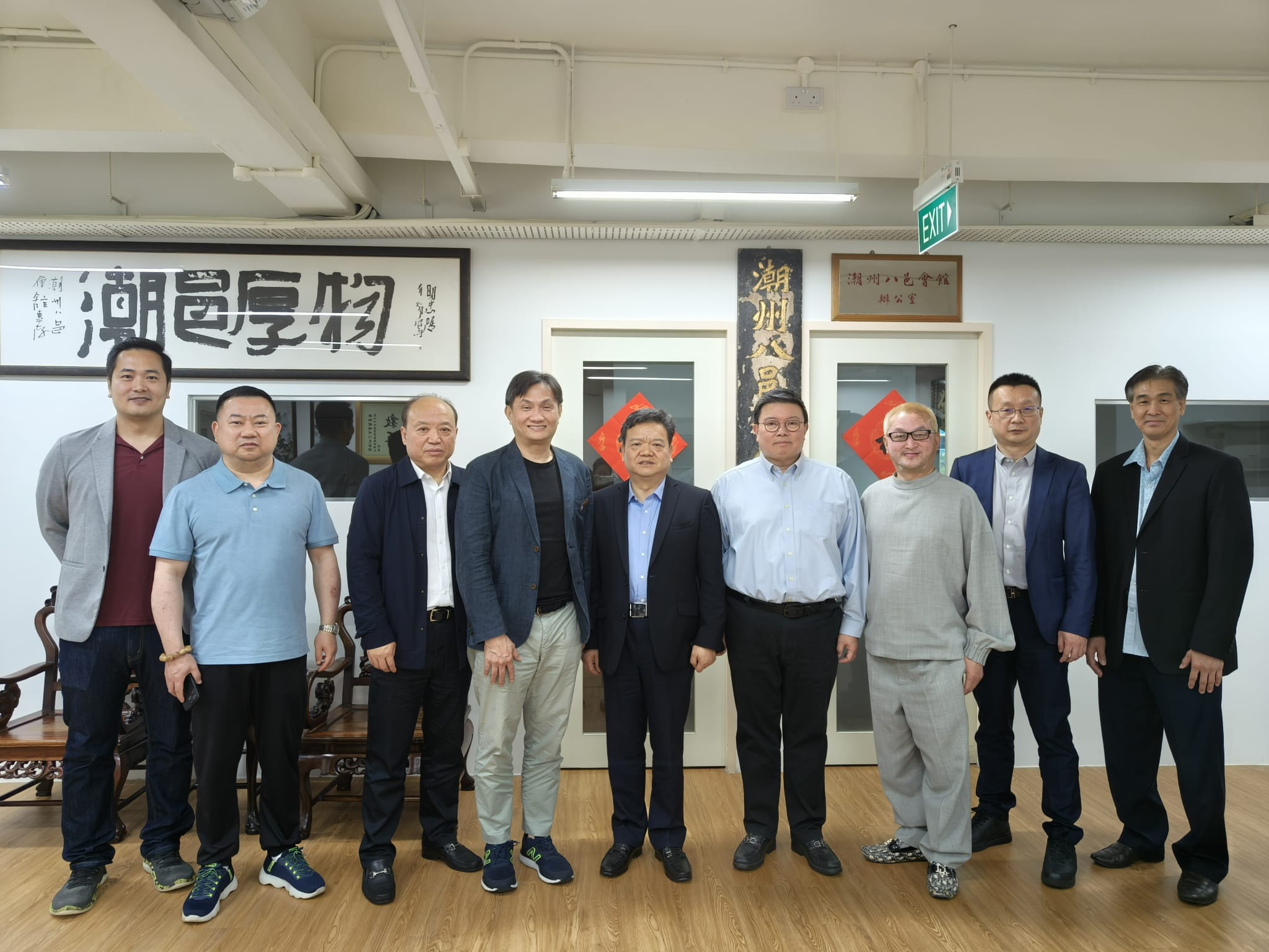 4月17日-接待上海企业家代表团来访-WhatsApp-Image-2024-04-16-at-18.52.08