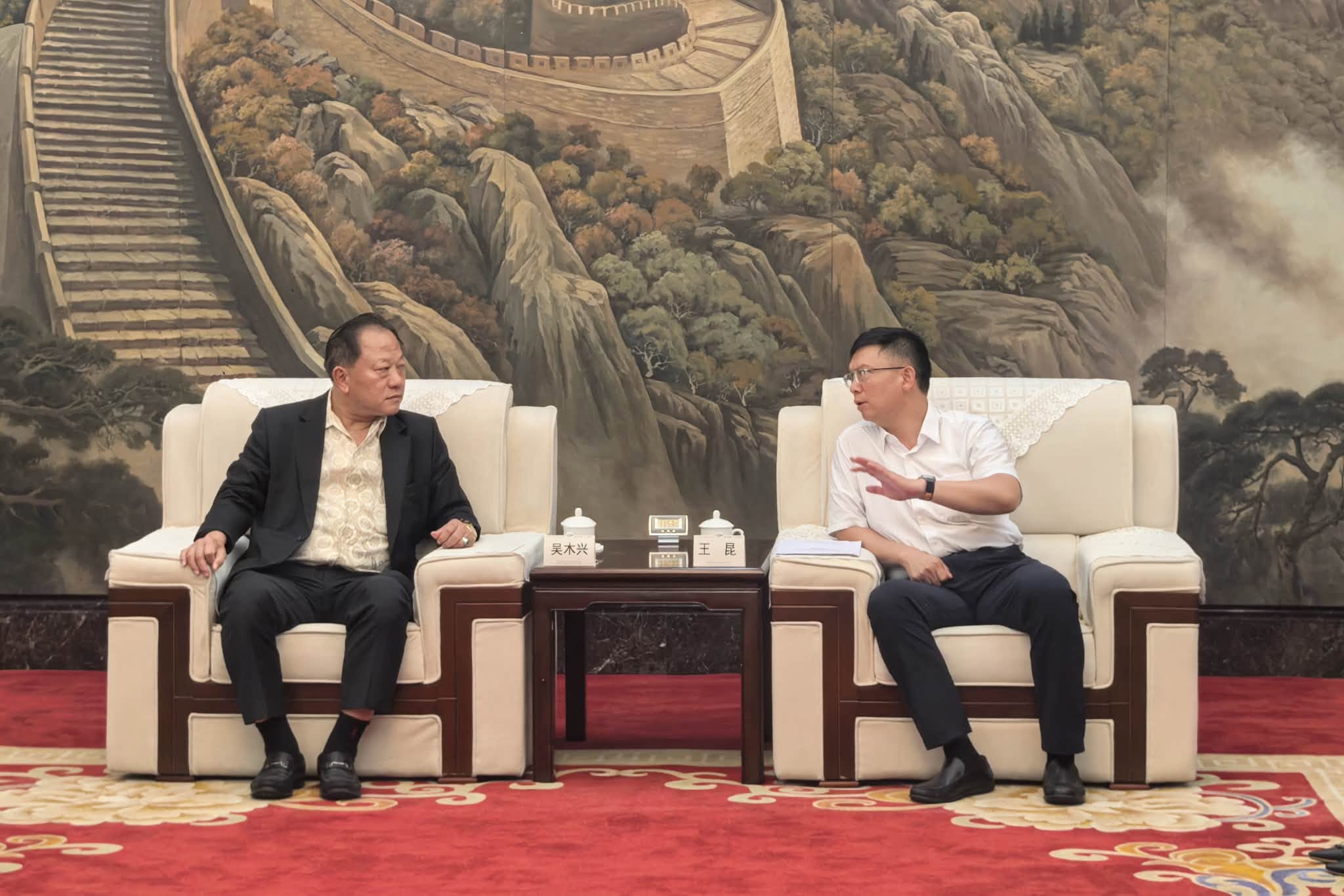 八邑会馆出访呼和浩特市政府-共谋两地新机遇03