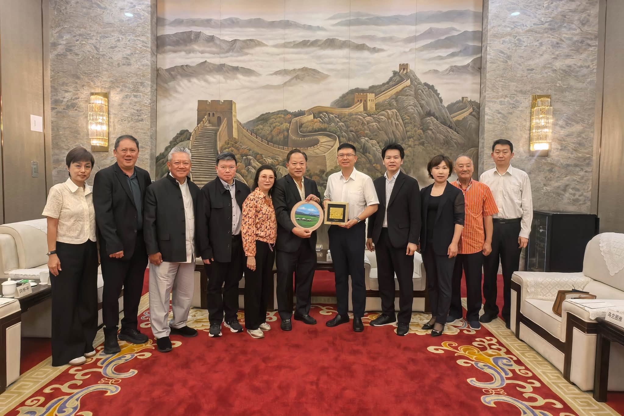 八邑会馆出访呼和浩特市政府-共谋两地新机遇04
