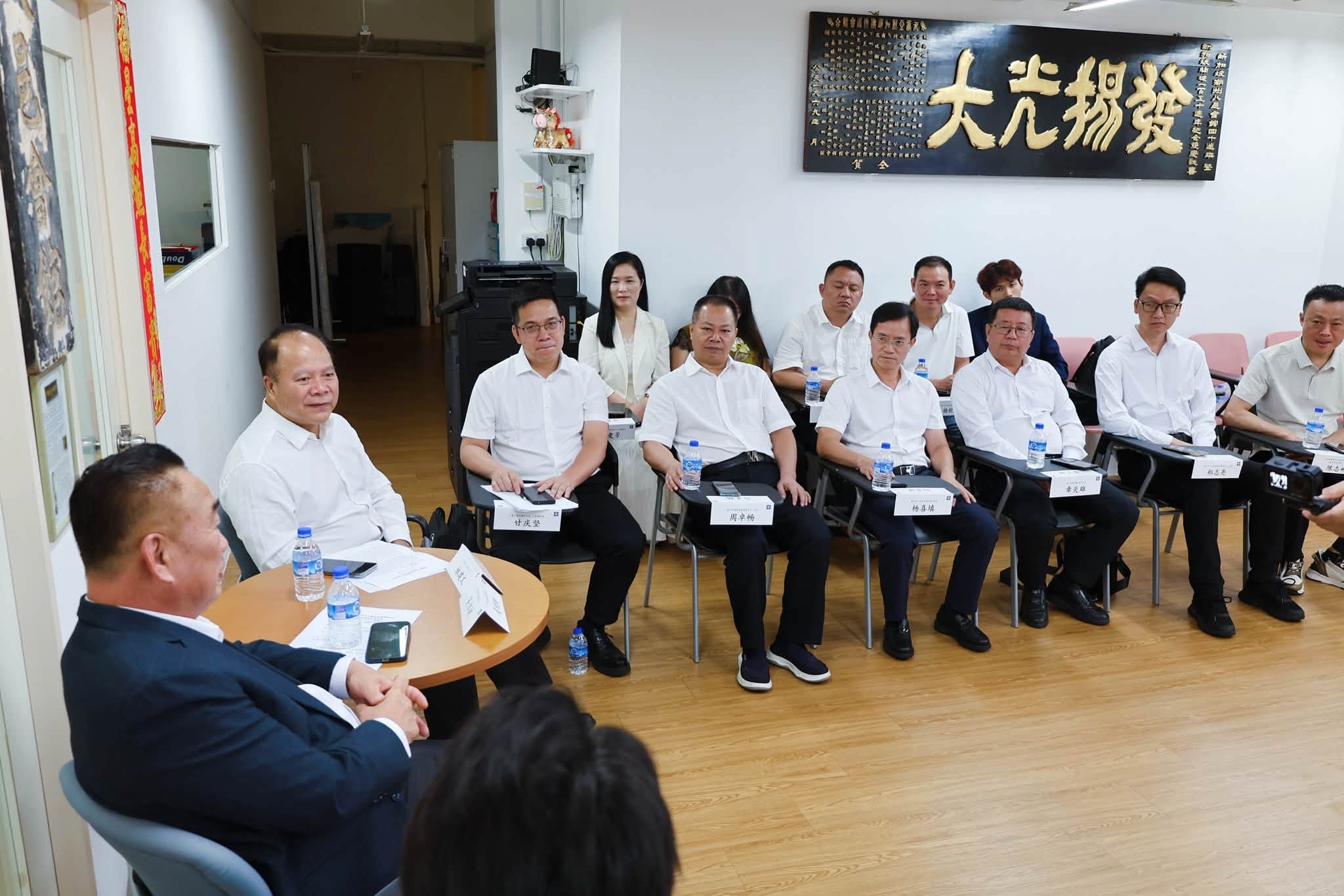 普宁市长率团到访-深化新普经贸文化交流11