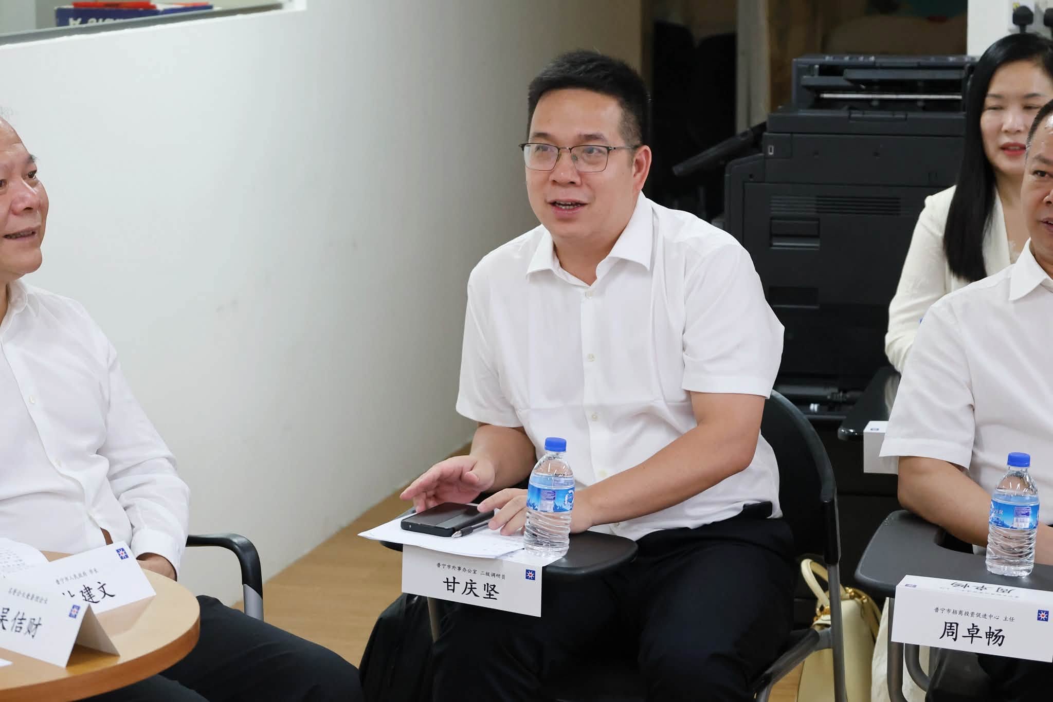 普宁市长率团到访-深化新普经贸文化交流12