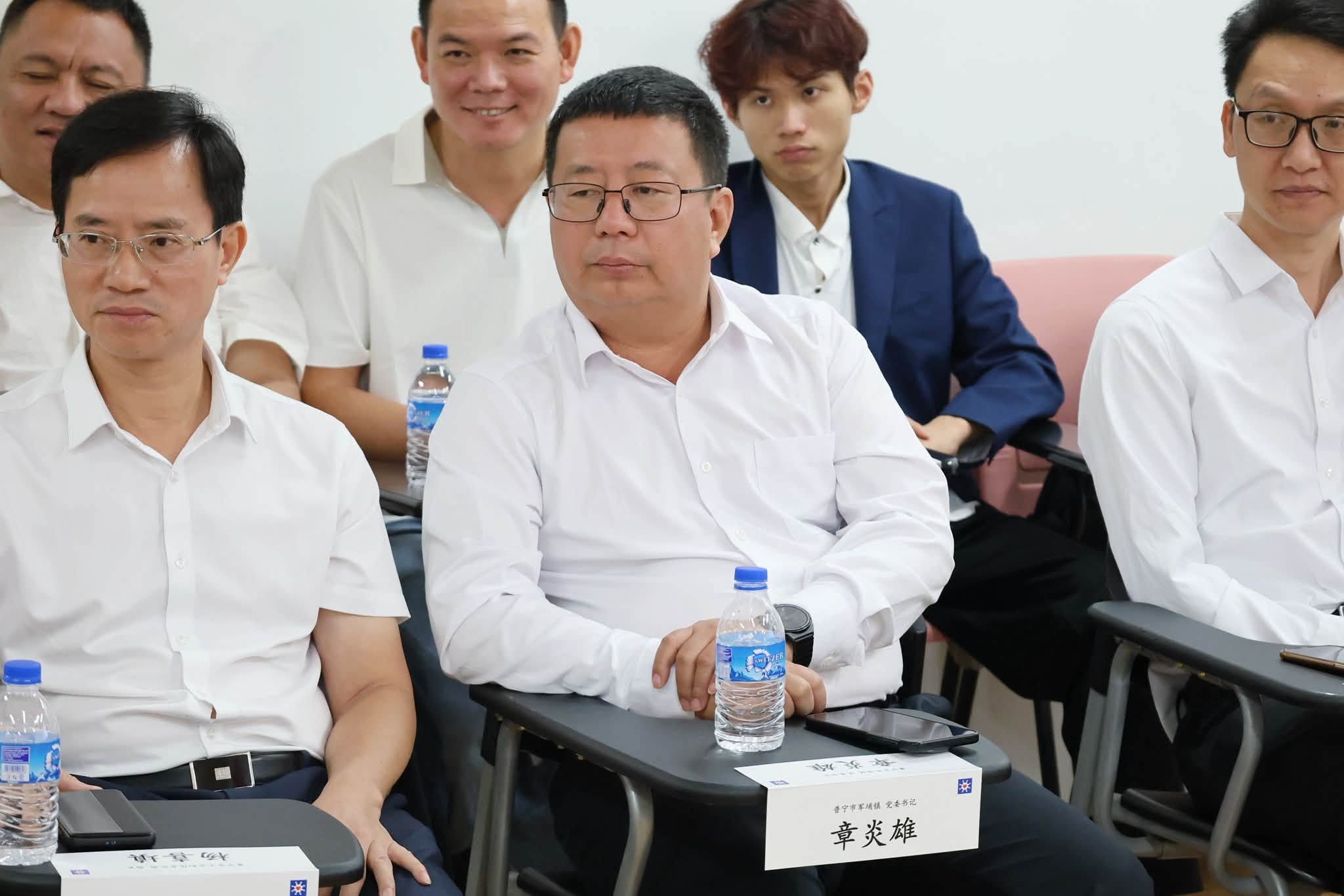 普宁市长率团到访-深化新普经贸文化交流14